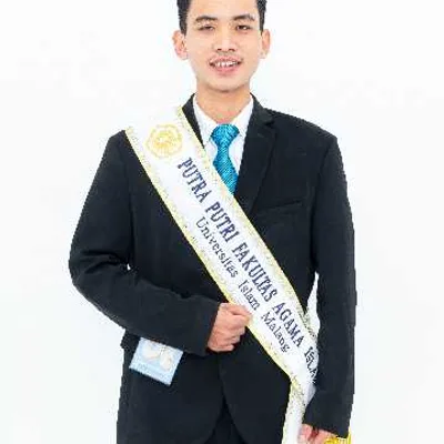 Ari A.